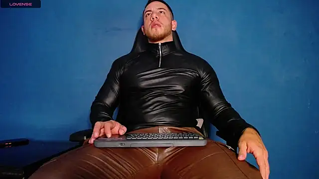 عرض كام Maxxxpowerful