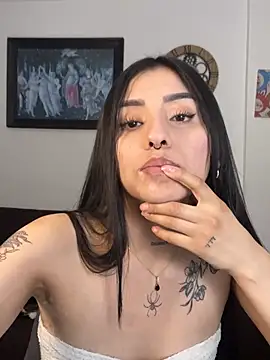Chat XXX ao vivo de ananya_sex1