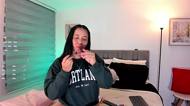 Gigi-bom live XXX chat