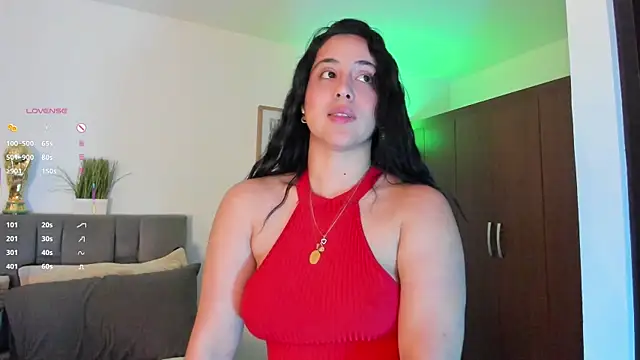 Gigi-bom – Live XXX-chat