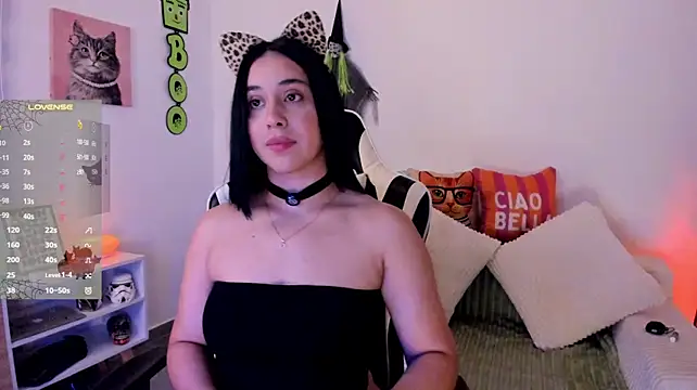 Gigi-bom Show in webcam