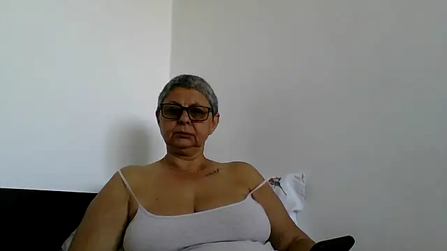 XXX chat uživo modela roseblak42