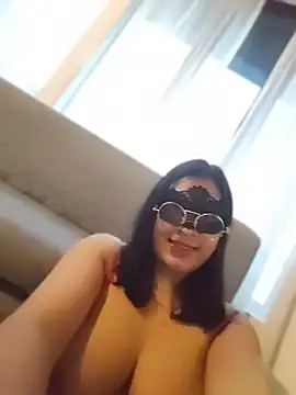 Ruvi_Queen ওয়েবক্যাম শো