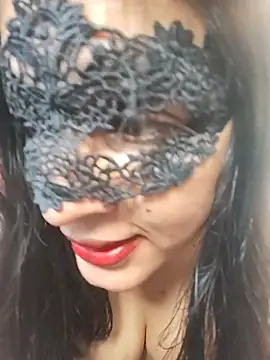 Ruvi_Queen's Live XXX Chat