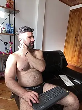 Živý XXX chat ADONIS_ART01
