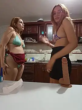 TaraaHot's Webcam Show
