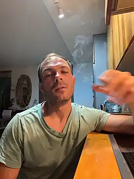 عرض كام Adventurehotman