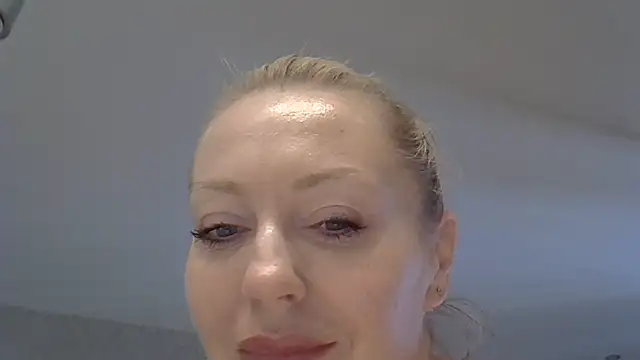 ZarinaSwift webcam show