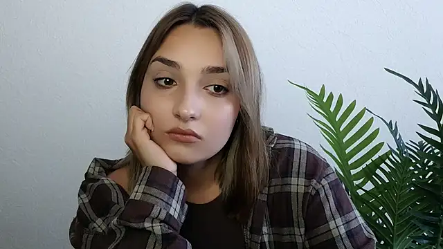 Chat +18 de veryshygirl ao vivo