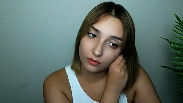 veryshygirl: απευθείας συνομιλία ΧΧΧ