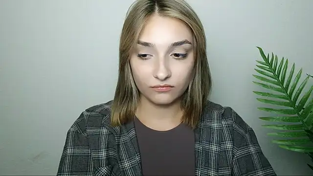 veryshygirl Live XXX-chat