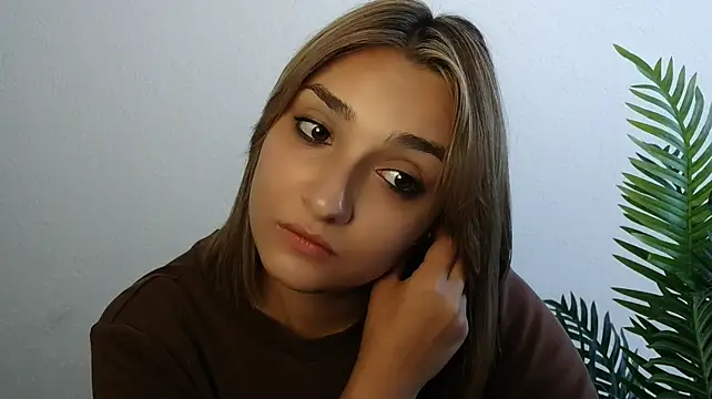 veryshygirl Chat XXX live