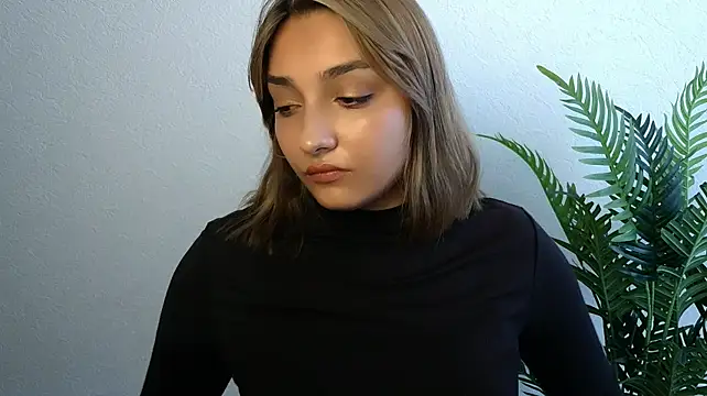 veryshygirl's Webcam Show