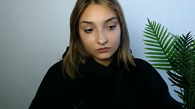 veryshygirl: απευθείας συνομιλία ΧΧΧ