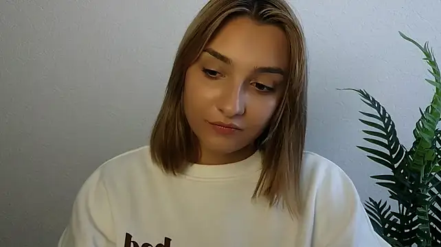 Show modela veryshygirl na web-kameri