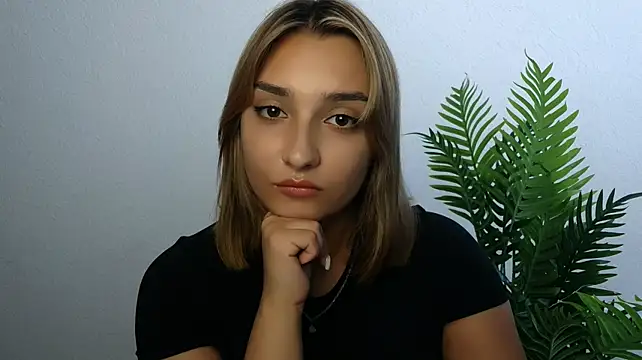 Chat +18 de veryshygirl ao vivo