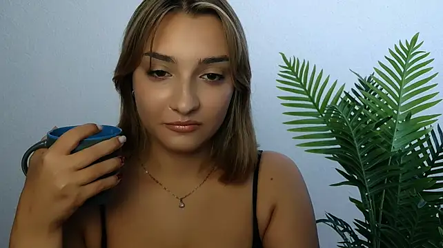 veryshygirl's Live XXX Chat