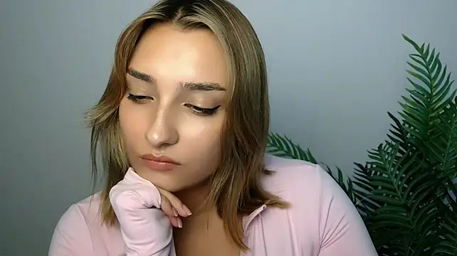 Webkamerová show veryshygirl