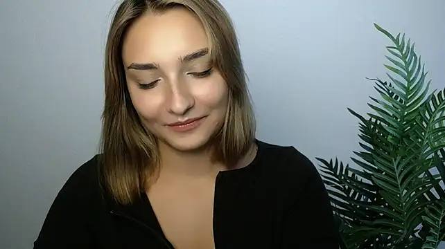 veryshygirl 网络视讯表演