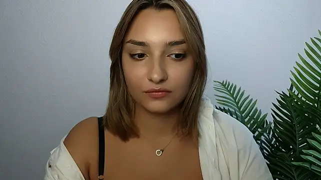 XXX chat uživo modela veryshygirl