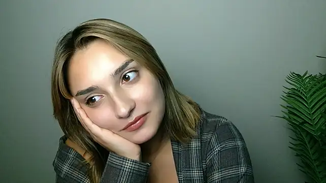 veryshygirl Chat XXX in diretta