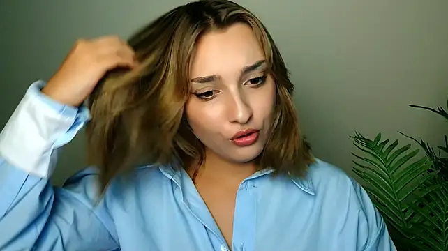 veryshygirl XXX чат на живо