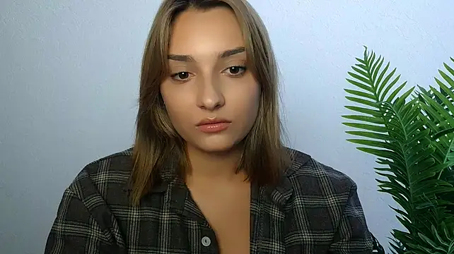 veryshygirl élő XXX-chatje