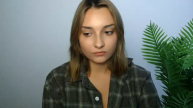 veryshygirl লাইভ XXX চ্যাট