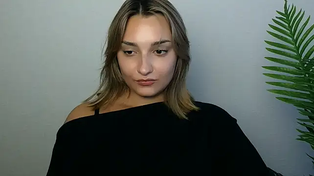 Chat +18 de veryshygirl ao vivo