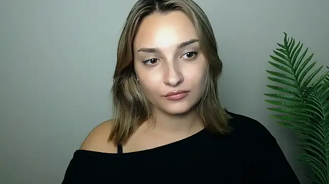 veryshygirl's Live XXX Chat