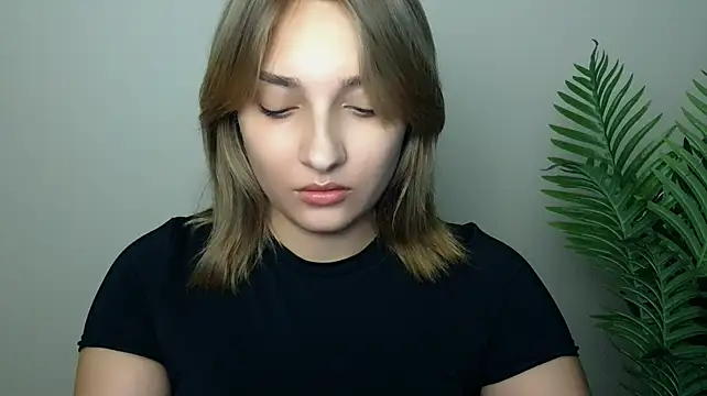 veryshygirl's Live XXX Chat