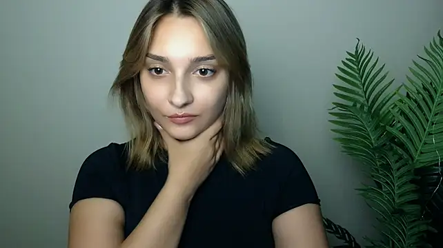 veryshygirl: απευθείας συνομιλία ΧΧΧ