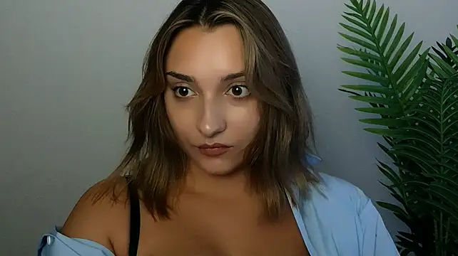 צ'אט XXX בשידור חי של veryshygirl