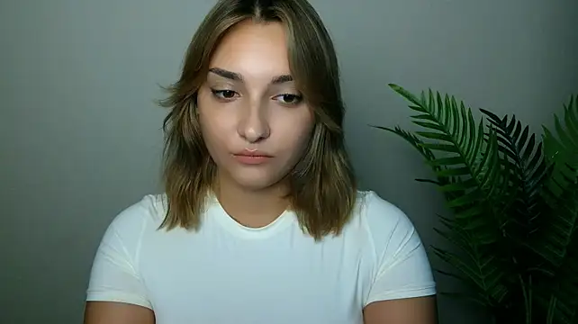 veryshygirl's Live XXX Chat