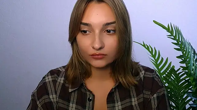 veryshygirl Adlı Modelin Web Kamerası Şovu