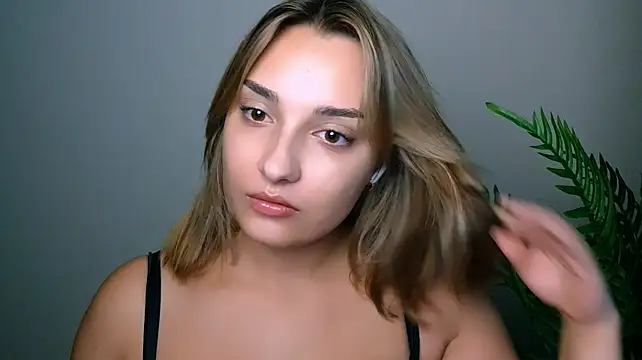 Chat +18 de veryshygirl ao vivo