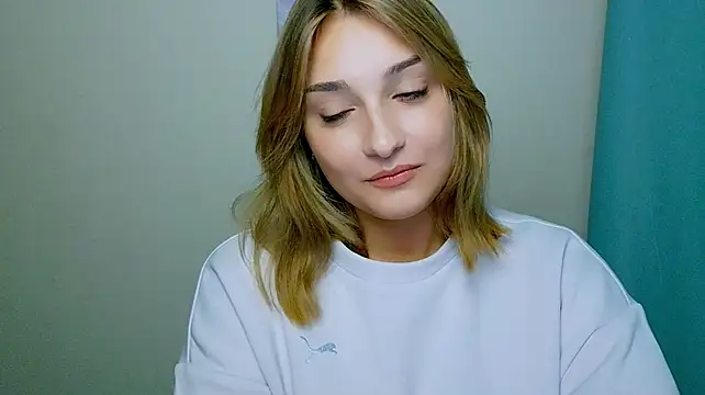 veryshygirl: απευθείας συνομιλία ΧΧΧ