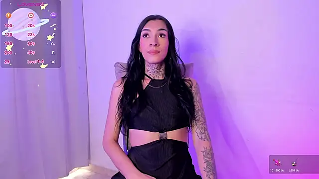 Camila_Coxx's Webcam Show