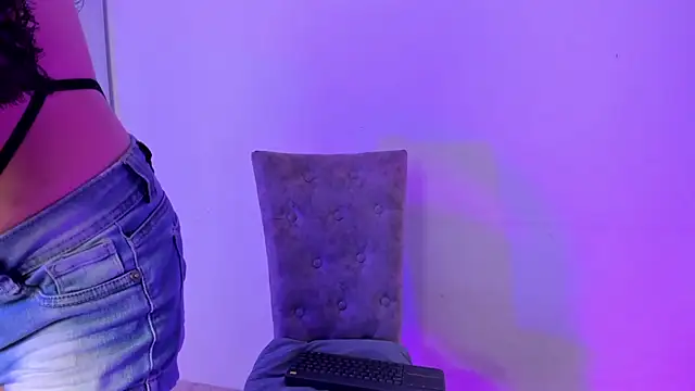 Camila_Coxxのウェブカメラショー