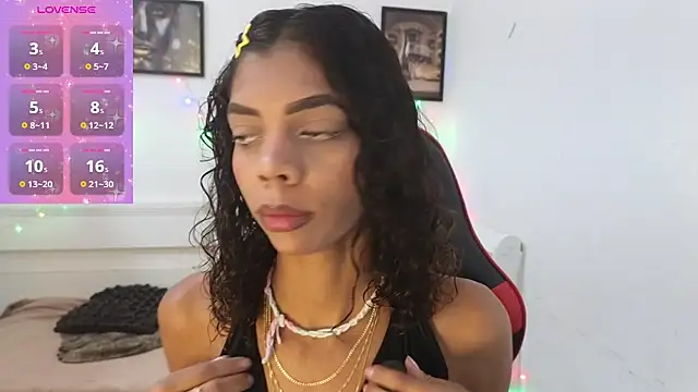 Chat XXX ao vivo de ElisaBoyer
