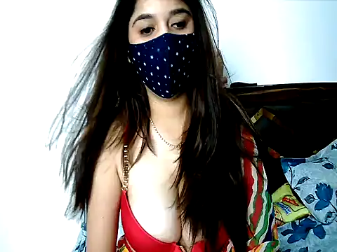 Gloie4u's Live XXX Chat