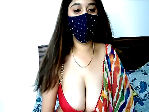 Gloie4u Chat XXX live