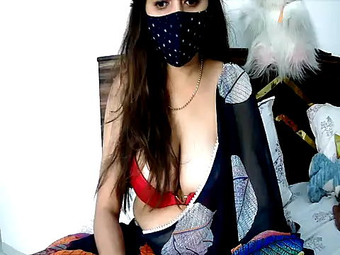 Gloie4u's Live XXX Chat