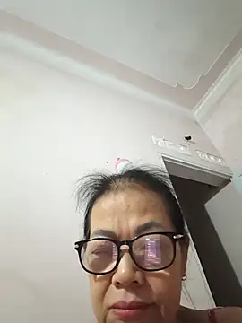 Hotestlove webkamerás műsora