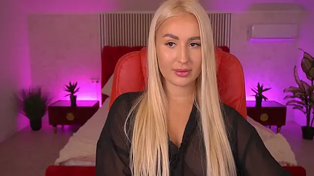 LiaBrazzerr Adlı Modelin Canlı XXX Sohbeti