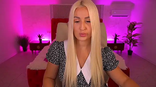 LiaBrazzerr's Live XXX Chat