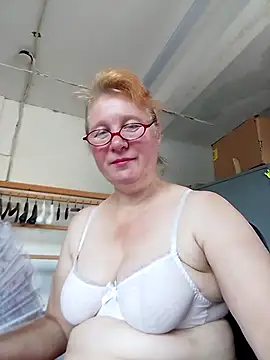 Webkamerová show SquirrelFine