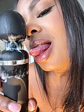 _caroline_jackson_'s Webcam Show