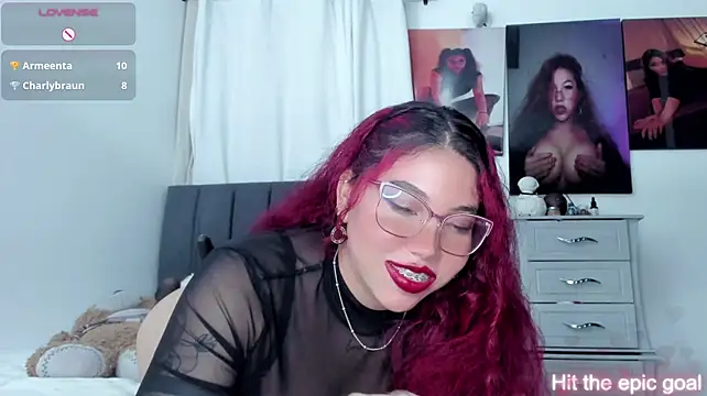 Webkamerová show kyliejenner_hot