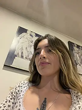IsadoraGalle_'s Live XXX Chat